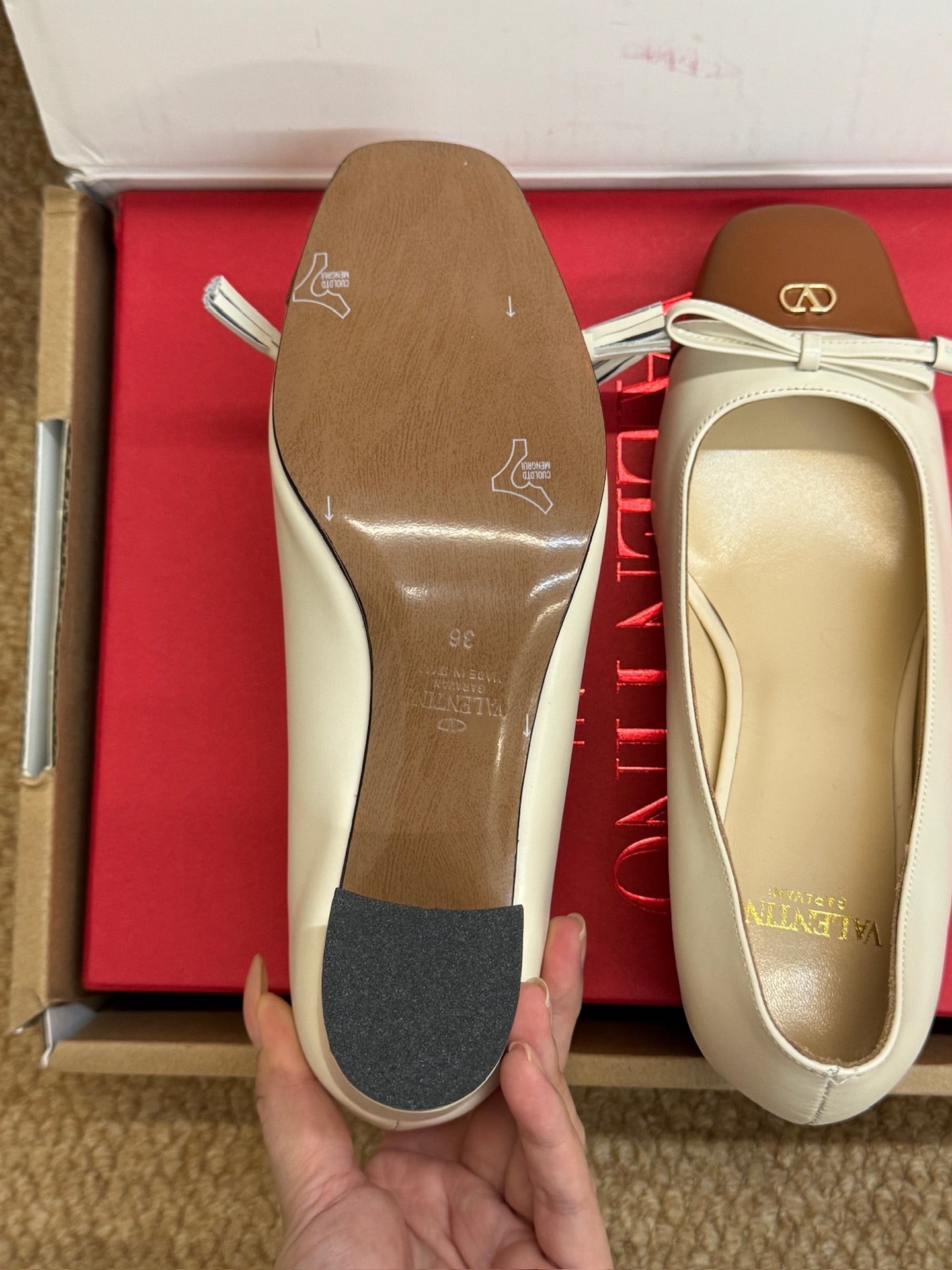 VALENTINO 26S HEELED BALLET FLATS IN BROWN AND CREAM WHITE CALFSKIN