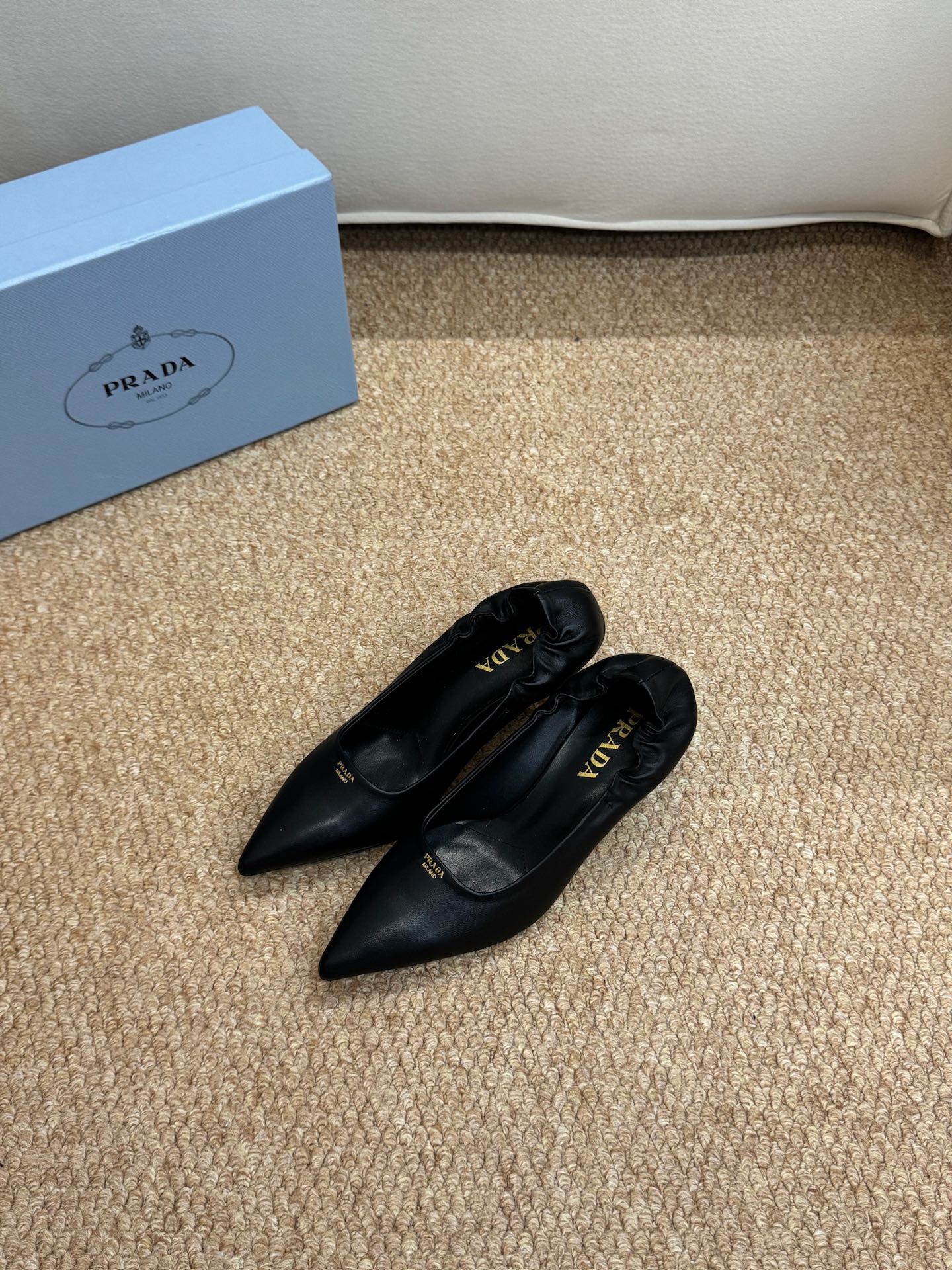 PRADA 26S POINTED TOE PUMPS 50MM IN BLACK CALFSKIN