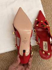 VALENTINO 26S ROCKSTUD SLINGBACK HEELS IN RED CALFSKIN