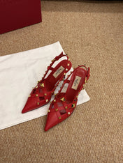 VALENTINO 26S ROCKSTUD SLINGBACK HEELS IN RED CALFSKIN