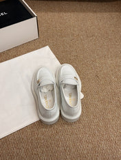 CHANEL 26S LOAFERS IN WHITE PATENT CALFSKIN CC LOGO