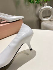 POINTED-TOE MID HEEL PUMPS IN WHITE SMOOTH LAMBSKIN