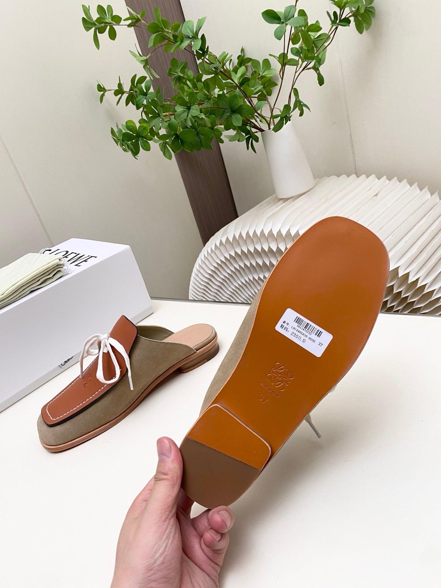 LOEWE 26S FLAT MULES IN BROWN CALFSKIN AND SUEDE