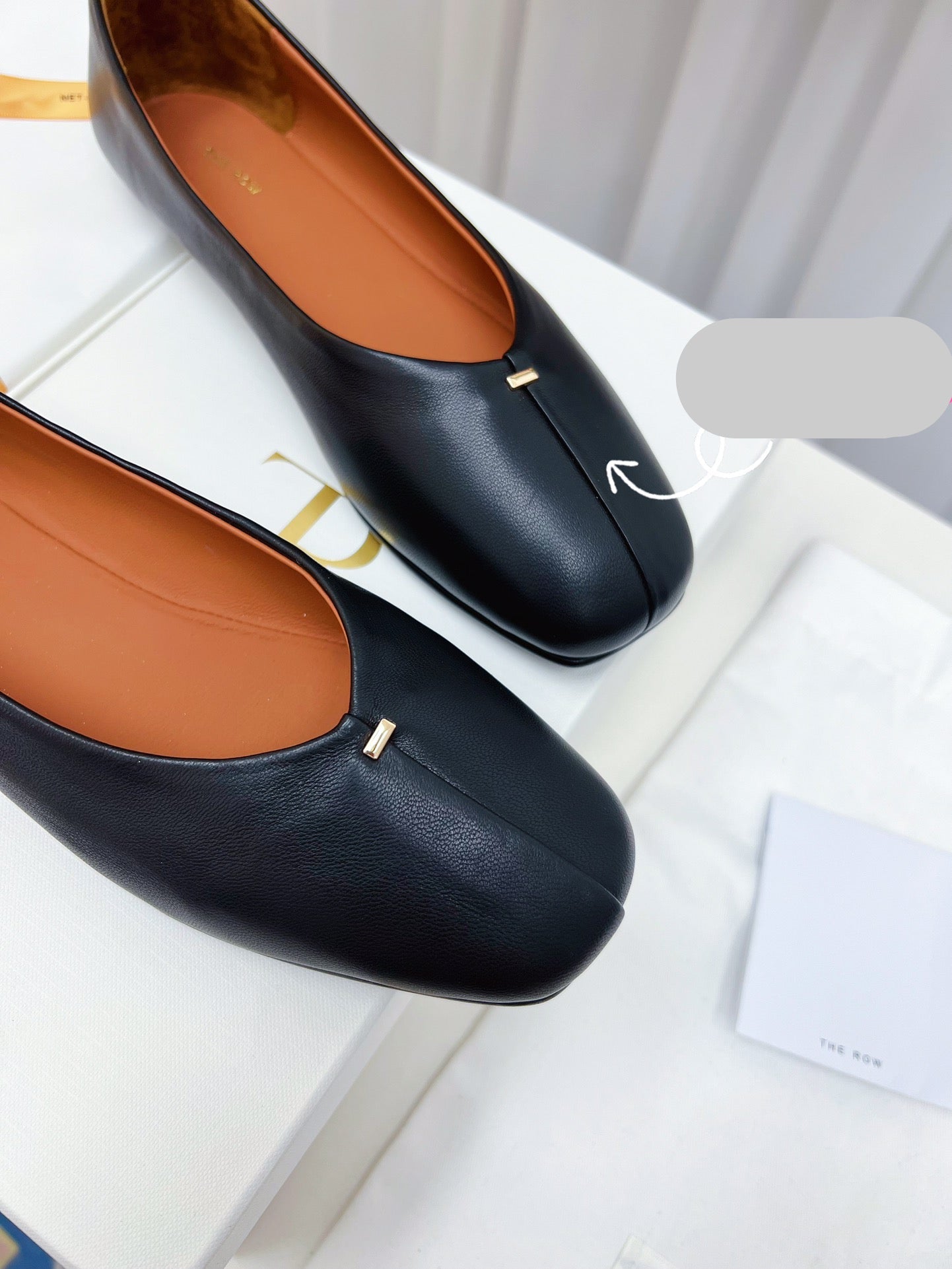 THE ROW 26S SQUARE TOE BALLET FLATS IN BLACK CALFSKIN
