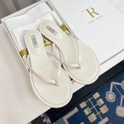 THE ROW 26S THONG SANDALS IN WHITE CALFSKIN