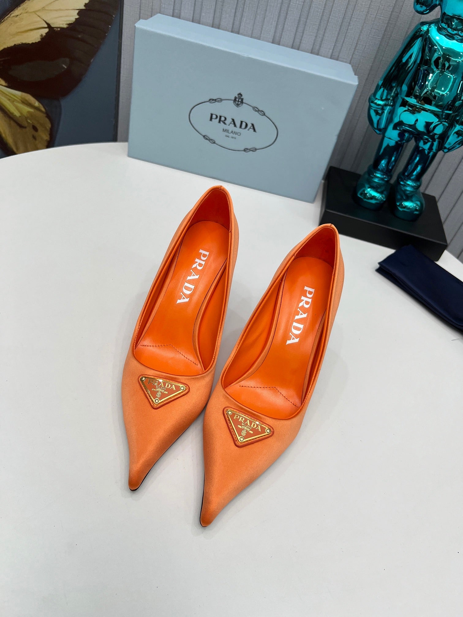 PRADA 26S POINTED TOE PUMPS STILETTO HEEL 80MM IN ORANGE SATIN