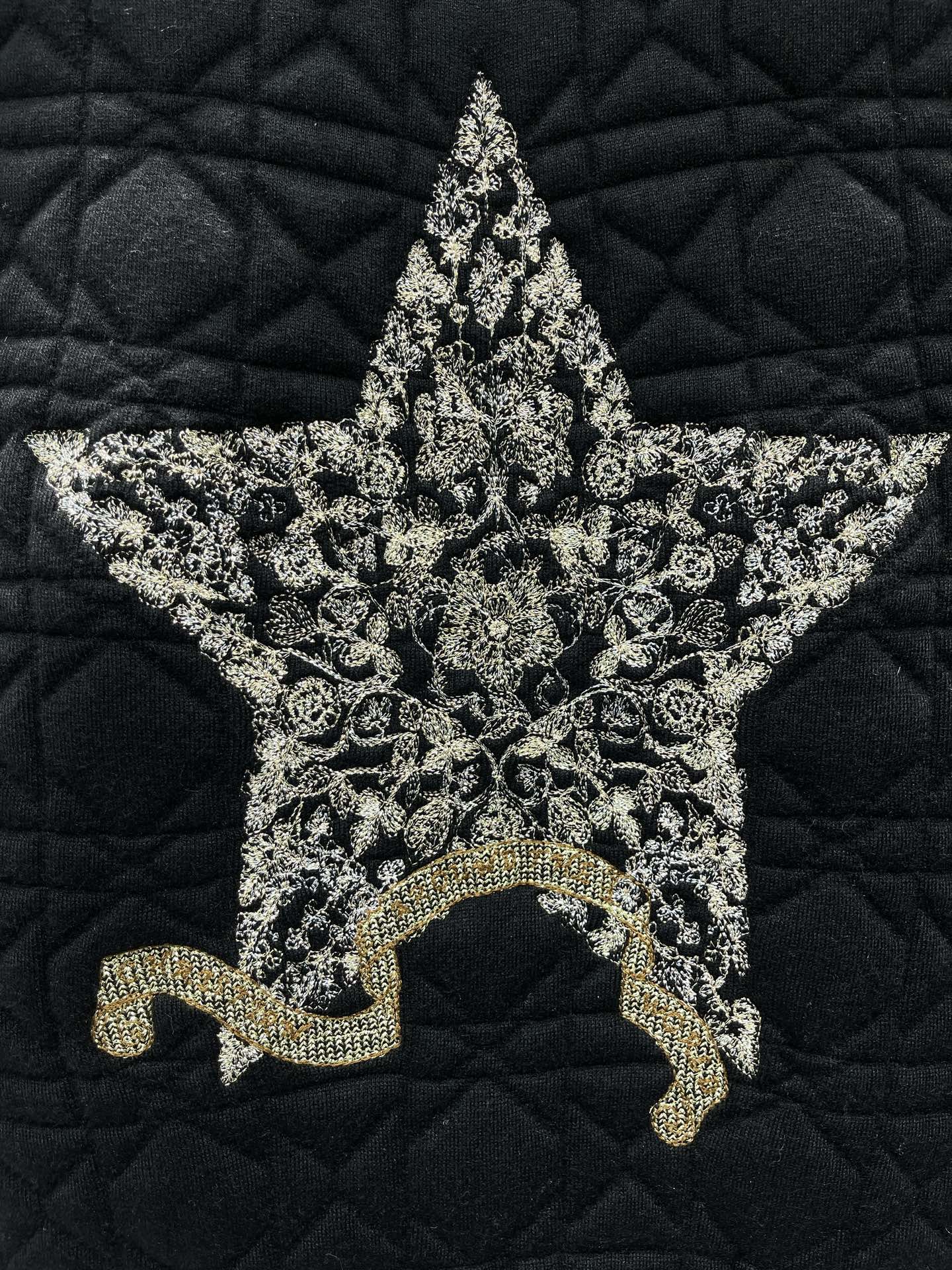 DIOR 26S DIAMOND-PATTERN KNIT VEST 946