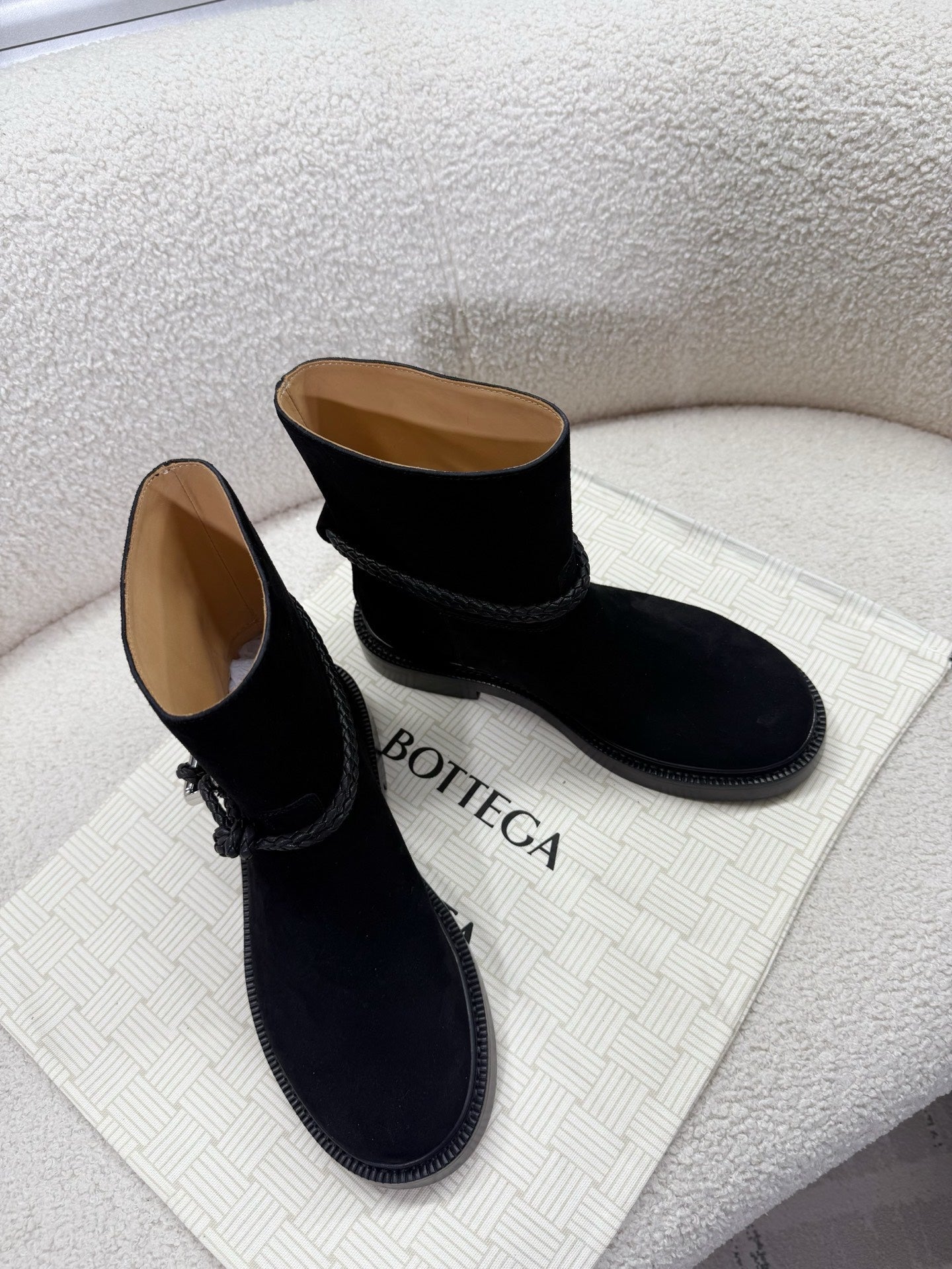 BOTTEGA VENETA 26S ANKLE BOOTS IN BLACK SUEDE WITH ROPE DETAIL