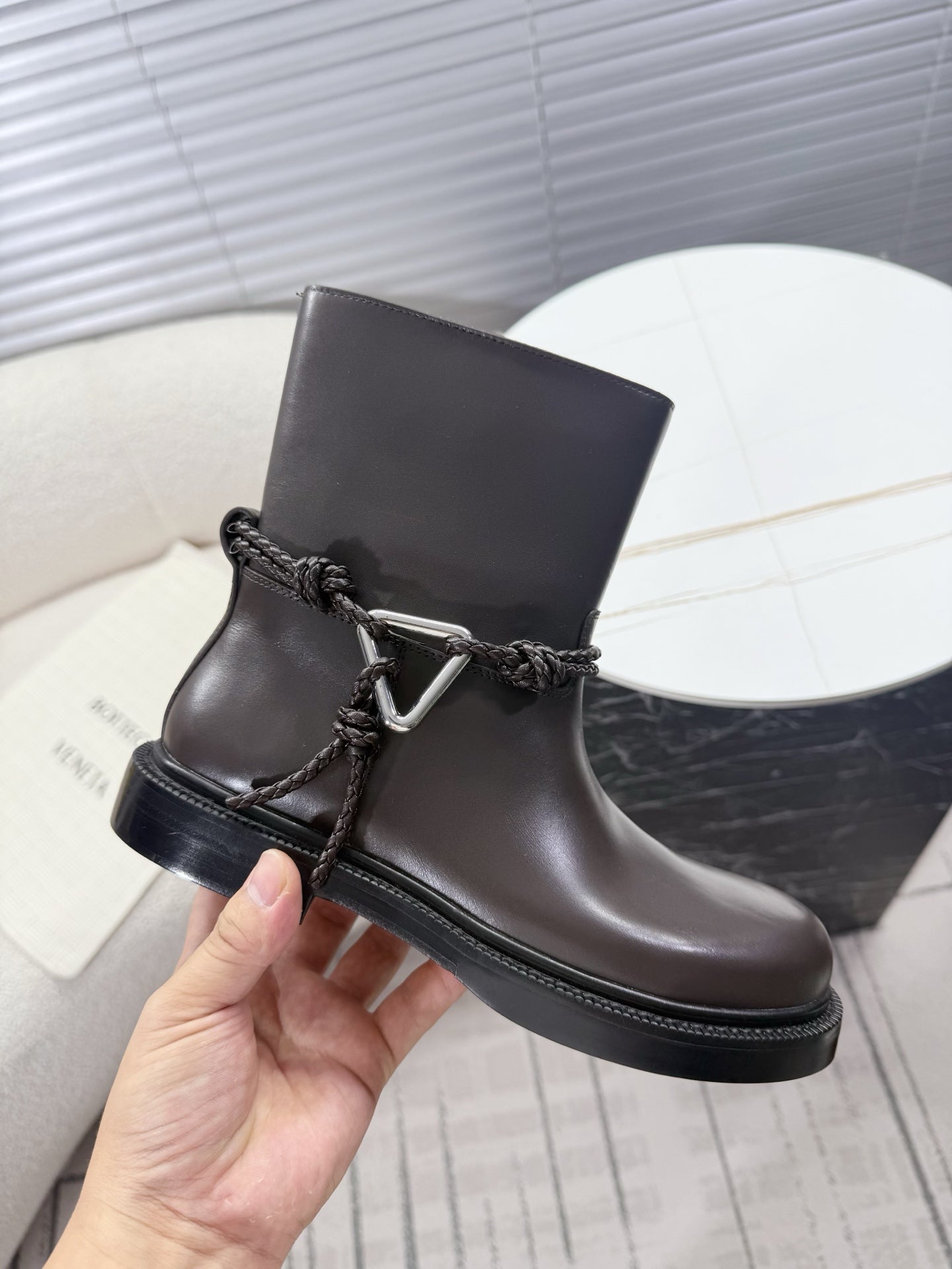BOTTEGA VENETA 26S ANKLE BOOTS IN DARK BROWN CALFSKIN WITH ROPE DETAIL