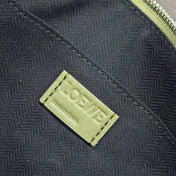 PUZZLE FOLD WASH 22 BAG IN ARMY GREEN SHINY CALFSKIN