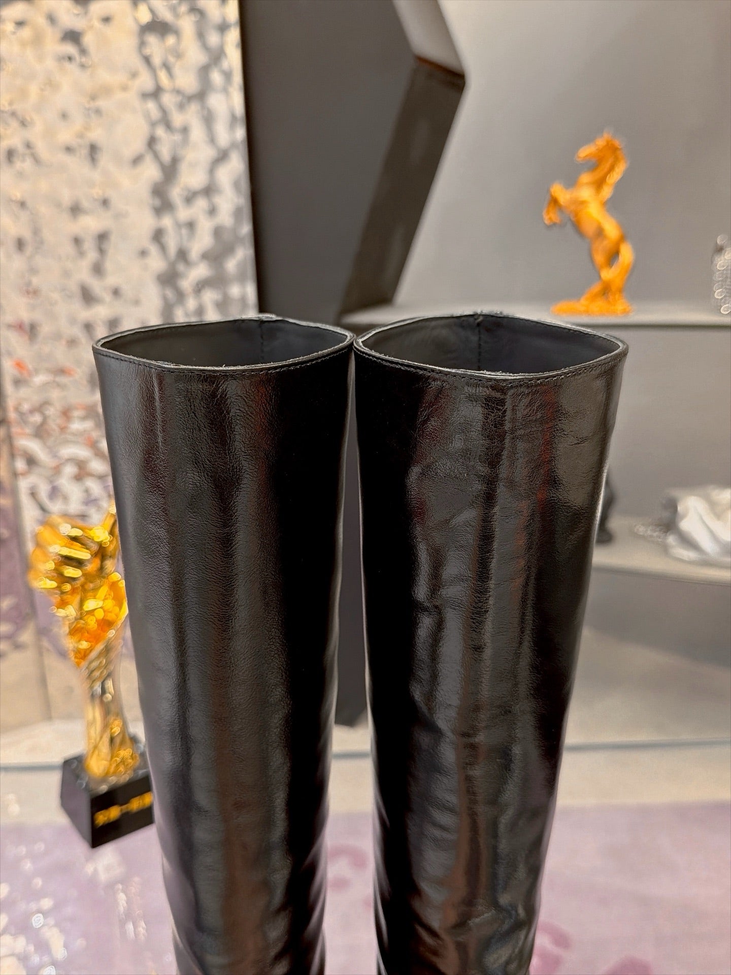CHANEL 26S KNEE HIGH BOOTS 25 MM IN BLACK PATENT LEATHER