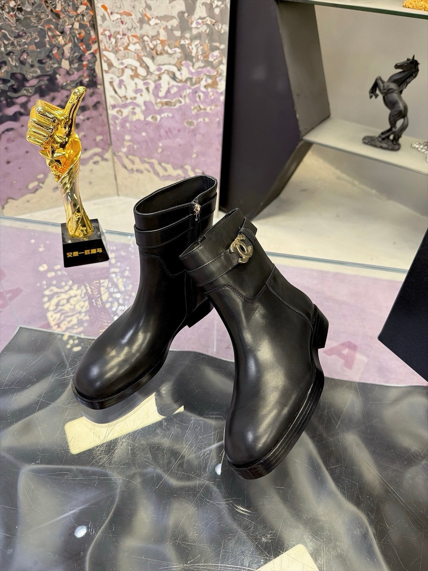 CHANEL 26S ANKLE BOOTS WITH SIDE ZIPPER 25 MM IN BLACK CALFSKIN CC LOGO