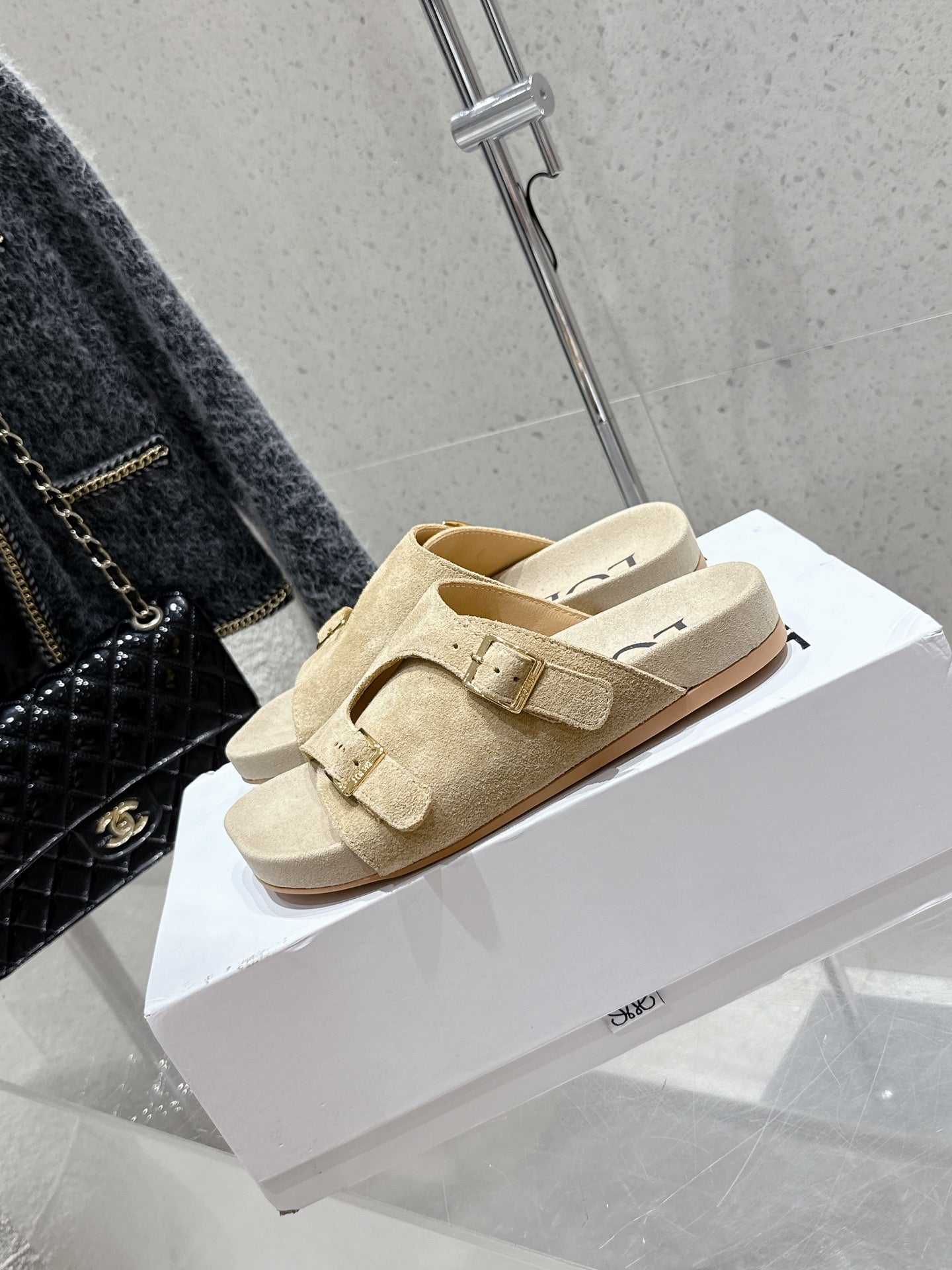 LOEWE 26S EASE SLIDE IN BEIGE SUEDE
