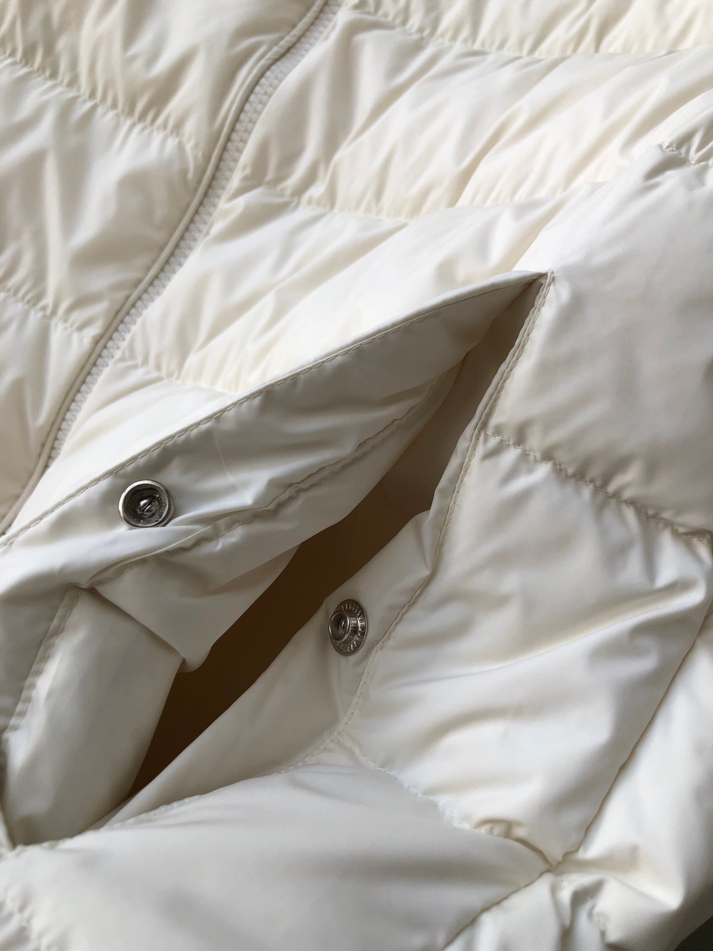 MONCLER PUFFER GILET STYLE 337