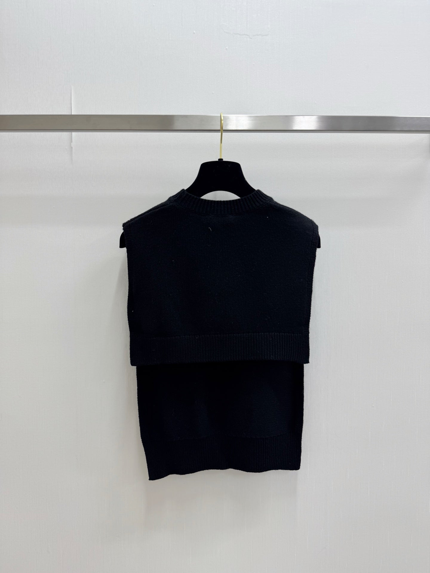 CHANEL 26S SLEEVELESS KNIT TOP 1316