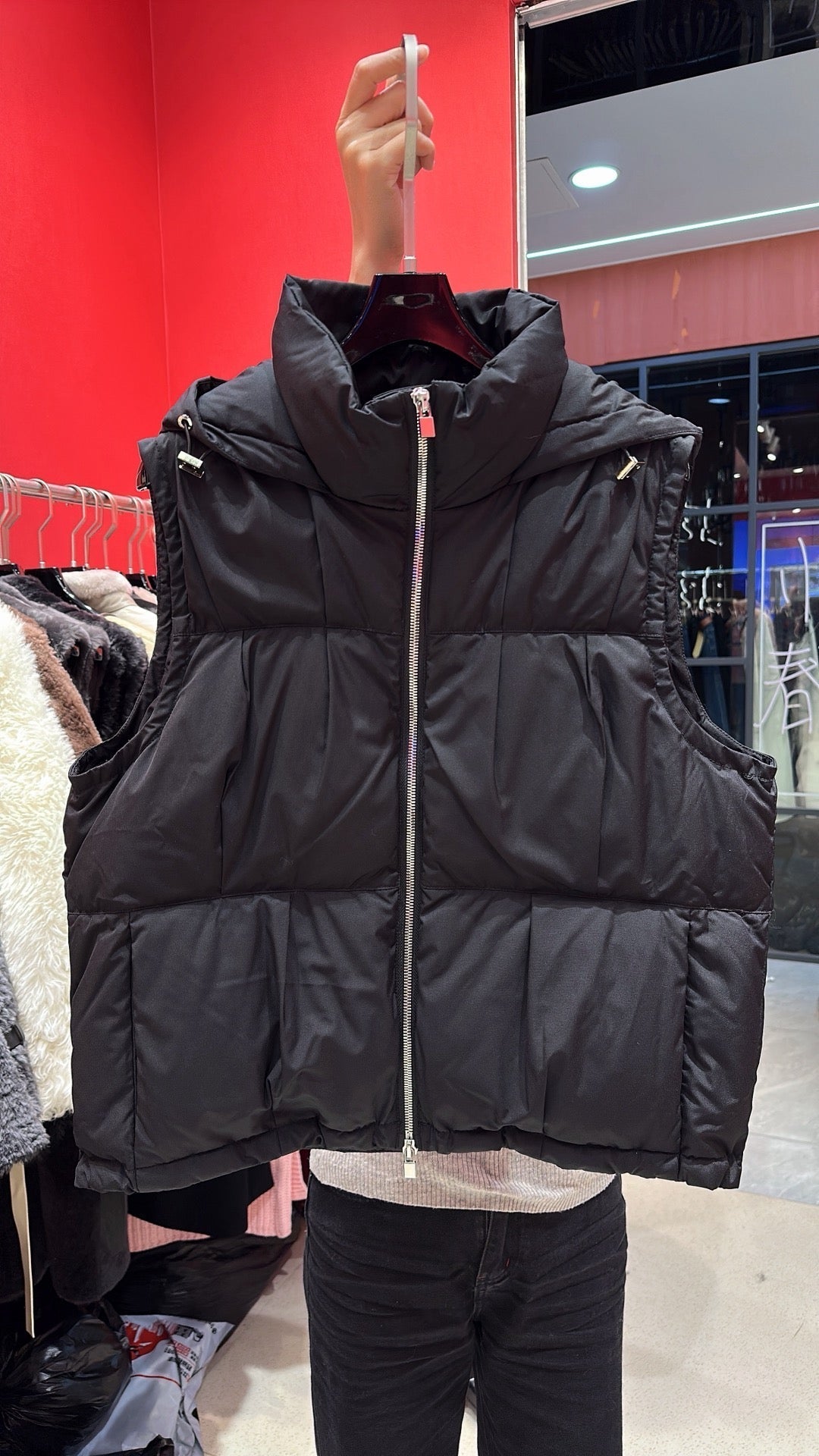 BURBERRY 25S DOWN VEST 0041