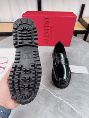 VALENTINO 26S PLATFORM LOAFERS IN BLACK CALFSKIN