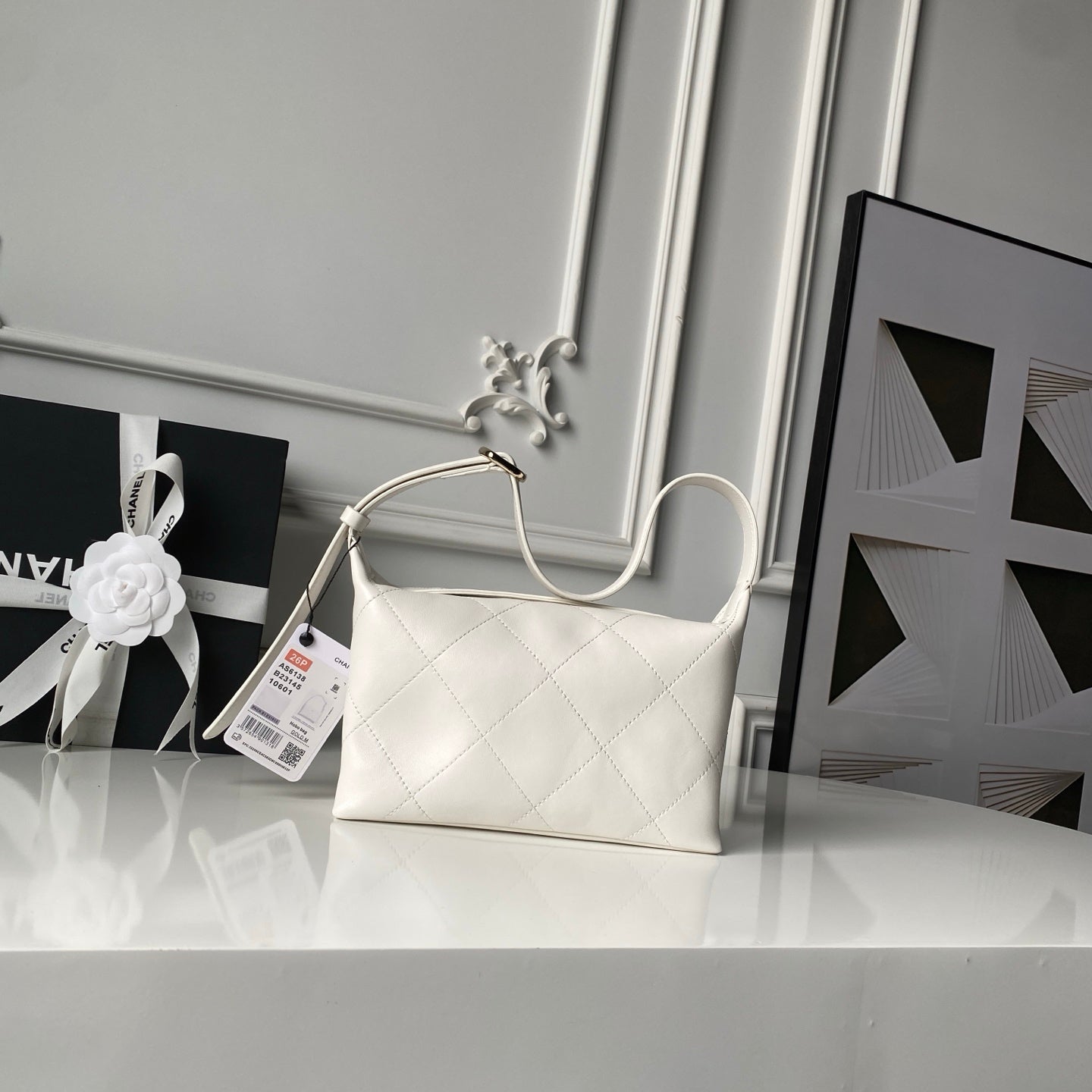 CHANEL 26S HOBO BAG 23 IN WHITE LAMBSKIN