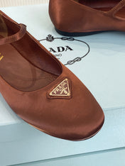 PRA NAPPA MARY JANE FLAT BROWN SATIN