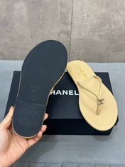 CHANEL 26S FLIP FLOPS IN BEIGE CALFSKIN CC LOGO