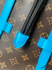 LV 25S CHRISTOPHER BACKPACK 48 IN BROWN AND CAPRI BLUE CANVAS MONOGRAM
