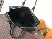 LV 25S PORTE- DOCUMENTS VOYAGE 41 IN BLACK EMBOSSED DAMIER INFINI CALFSKIN