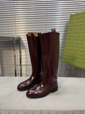 SLIM HORSEBIT KNEE BOOTS WITH WEB IN WINE RED GLOSSY CALFSKIN