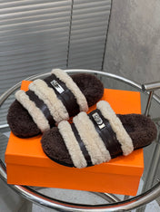 HM 25S SANDAL IN BEIGE WOOL AND DARK BROWN LAMBSKIN WITH SILVER HARDWARE
