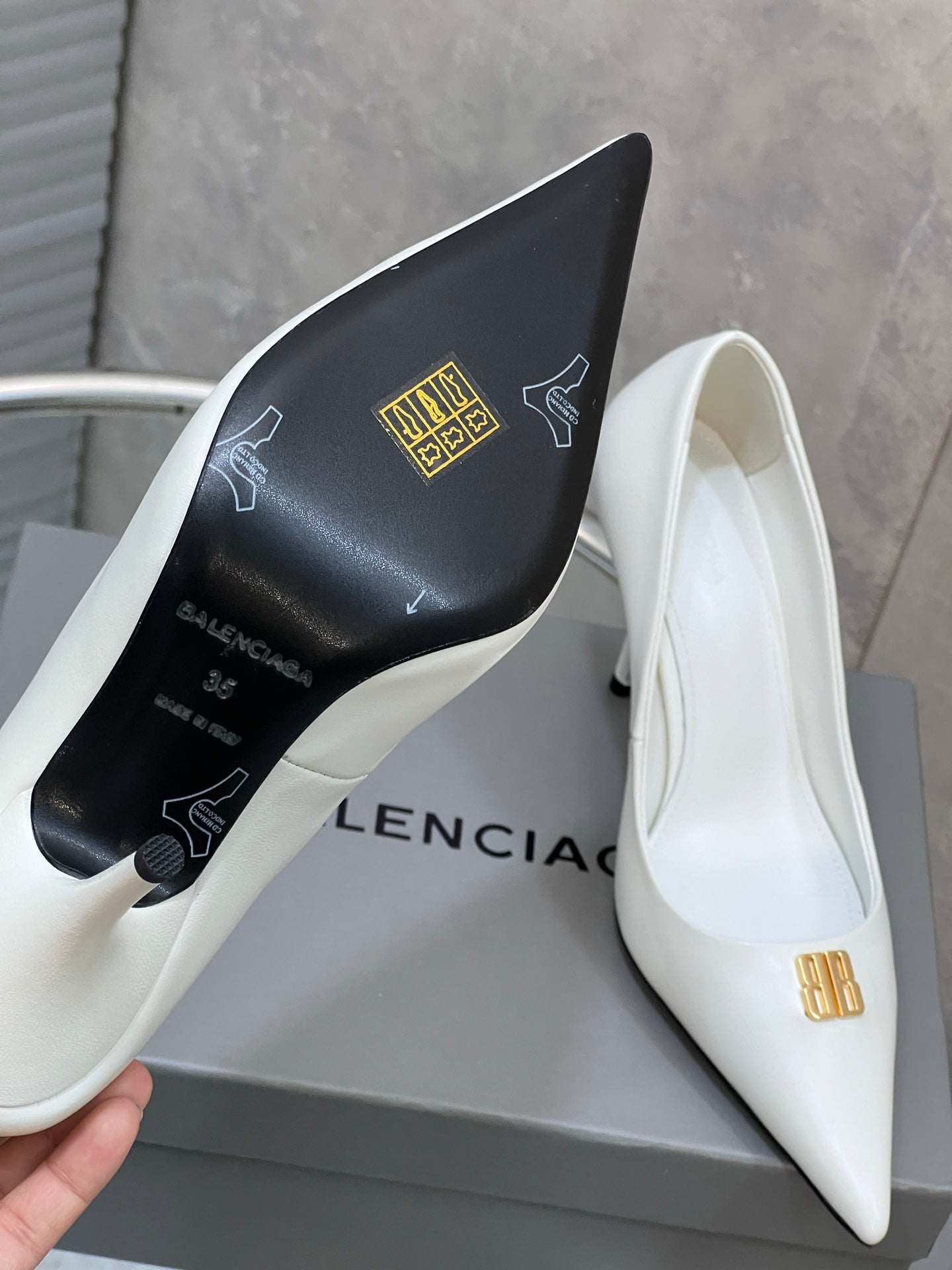 BALENCIAGA 25S HIGH-HEEL SHOES 85 MM IN WHITE COW LEATHER WITH GOLD HARDWARE