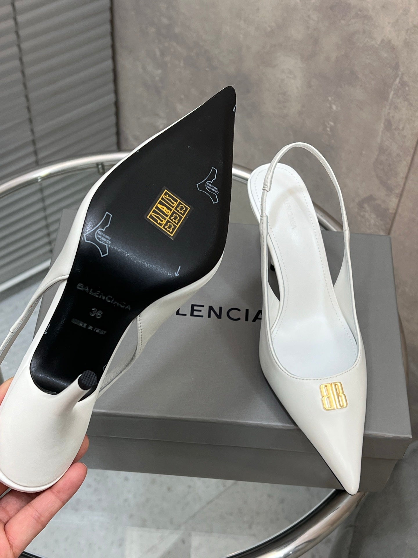 BALENCIAGA 25S HIGH-HEEL SLINGBACK 85 MM IN WHITE COW LEATHER WITH GOLD HARDWARE