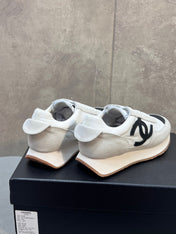 CHANEL 26S RUNNING SNEAKERS IN WHITE AND LIGHT GREY SUEDE AND NYLON CC LOGO