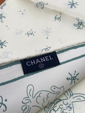 CHANEL 25S SCARF 90 IN SILK 703706