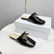 DIOR 26S PEARL-ACCENT BOW FLAT MULES IN BLACK GLOSSY CALFSKIN