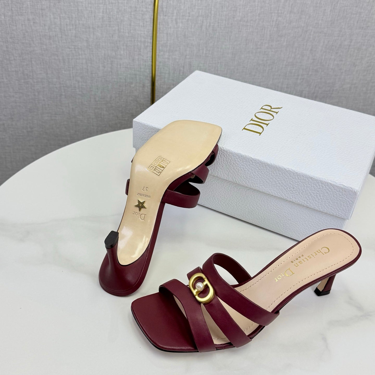 DIOR 26S 30 MONTAIGNE HIGH-HEELED IN BURGUNDY RED CALFSKIN GOLD HARDWARE