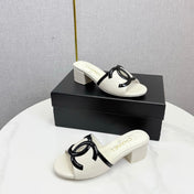 CHANEL 26S BLOCK HEEL SANDALS 40 MM IN WHITE CROCODILE-EMBOSSED CALFSKIN