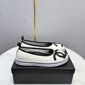 CHANEL 26S CC LOGO SLIP-ON SNEAKERS IN WHITE CALFSKIN
