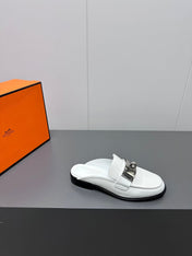 0Z MULE IN WHITE LAMBSKIN