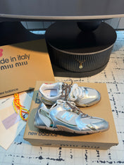 MIUMIU 26S RUNNING SNEAKERS IN SILVER CALFSKIN AND WHITE MESH RUBBER SOLE