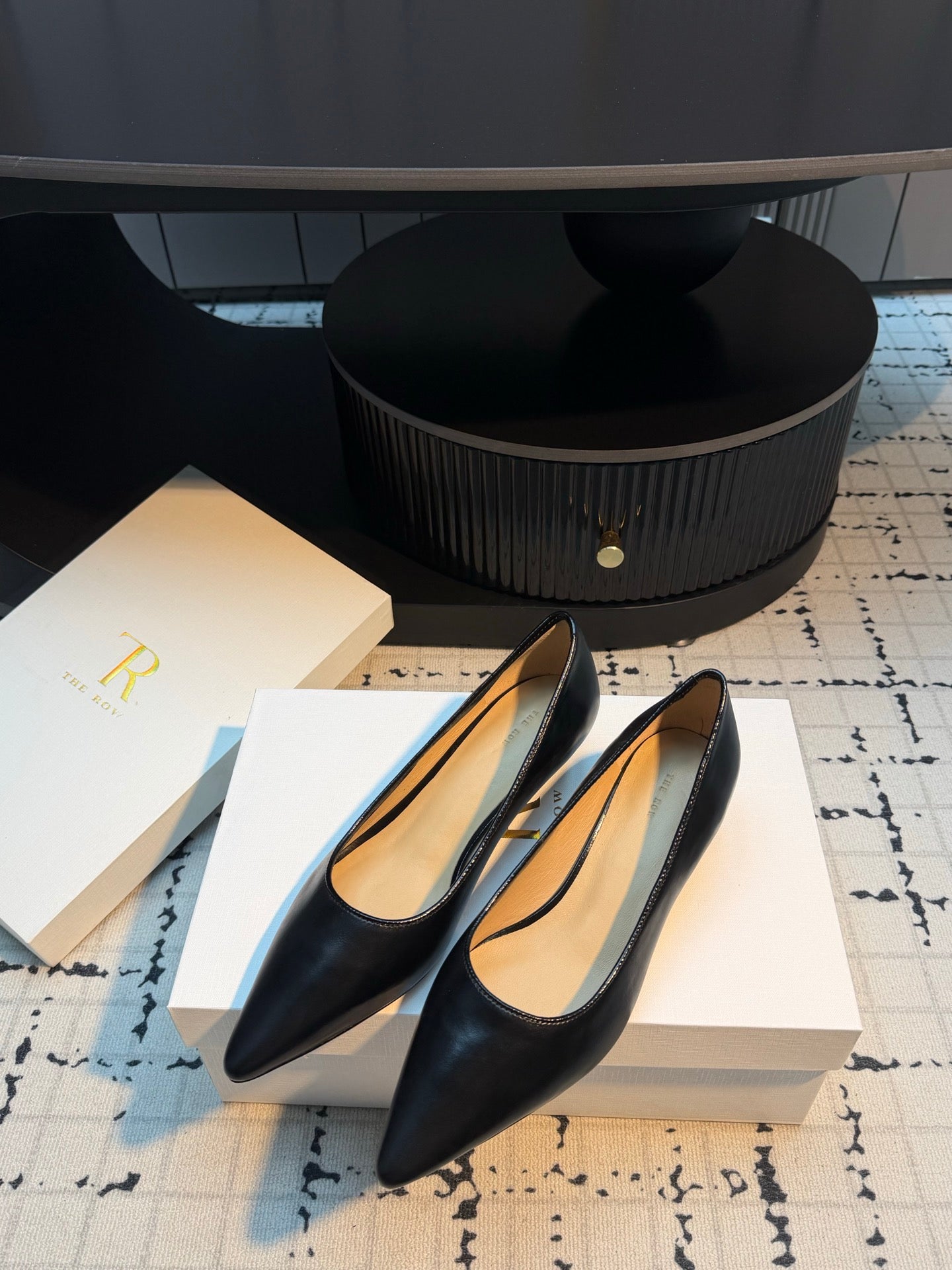THE ROW 26S POINTED TOE HIGH HEELS 35MM IN BLACK CALFSKIN