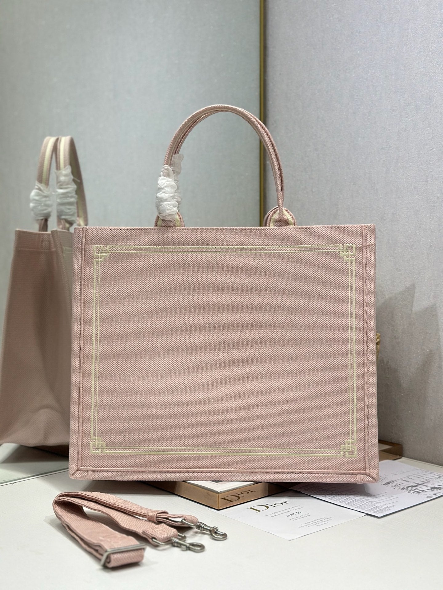 DIOR 26S LARGE BOOK TOTE 42 IN LIGHT PINK WOVEN FABRIC