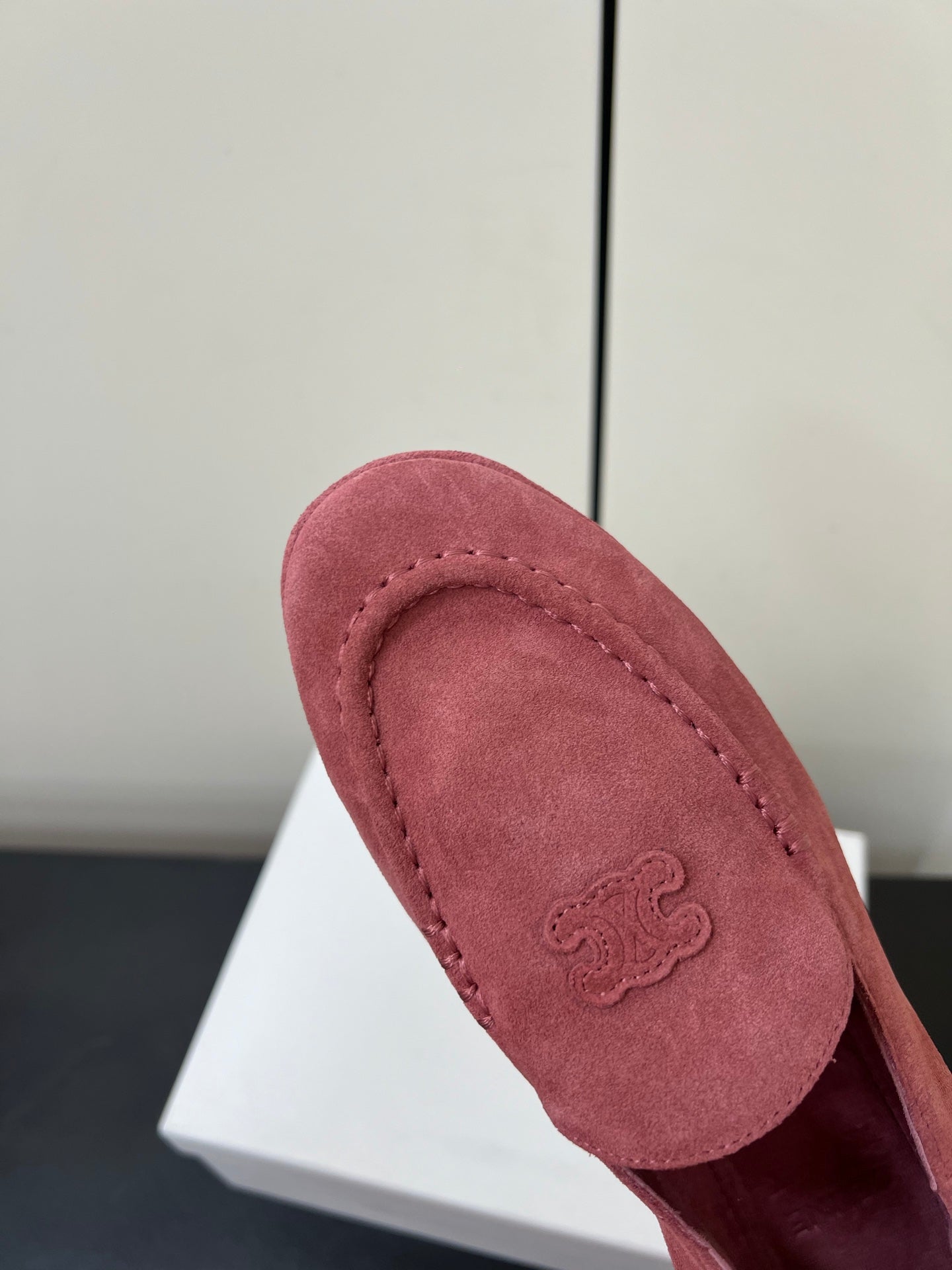 CELINE 26S MAILLON TRIOMPHE LOAFER IN PINK SUEDE