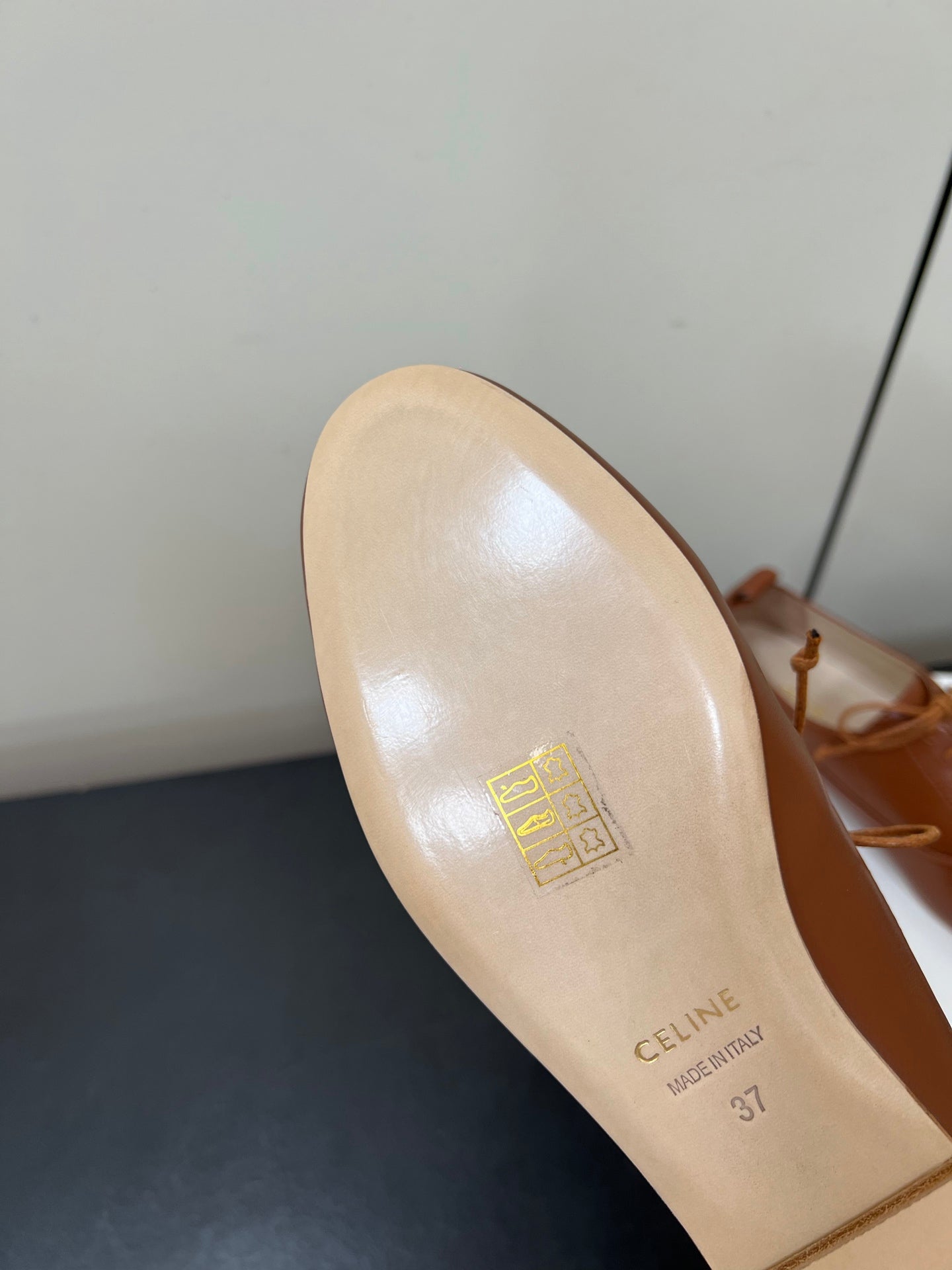 CELINE 26S MINIMAL LACE-UP SHOES IN BROWN CALFSKIN