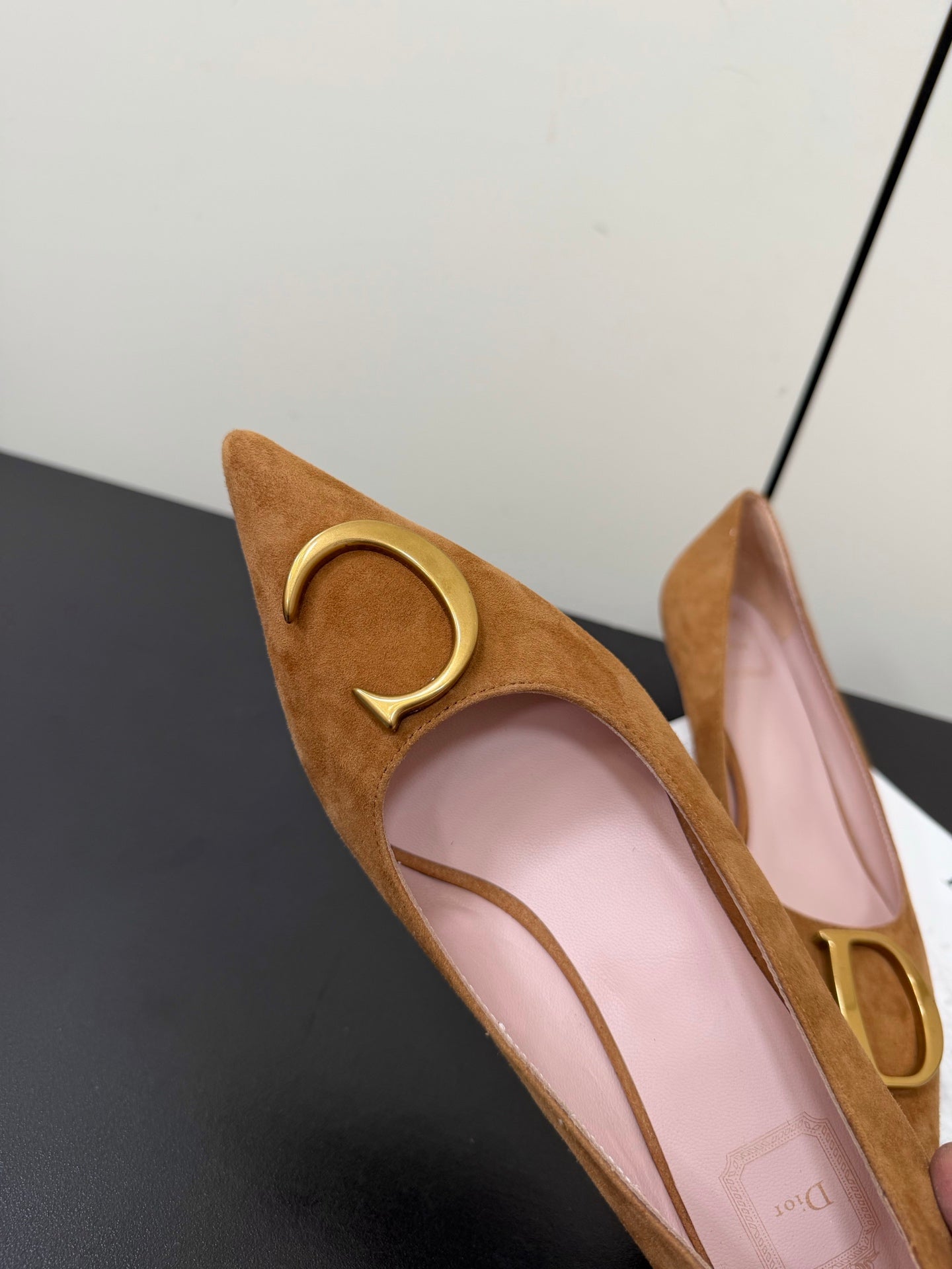 DIOR 26S POINTED-TOE HIGH HEELS 35MM IN TAN BROWN SUEDE GOLD HARDWARE
