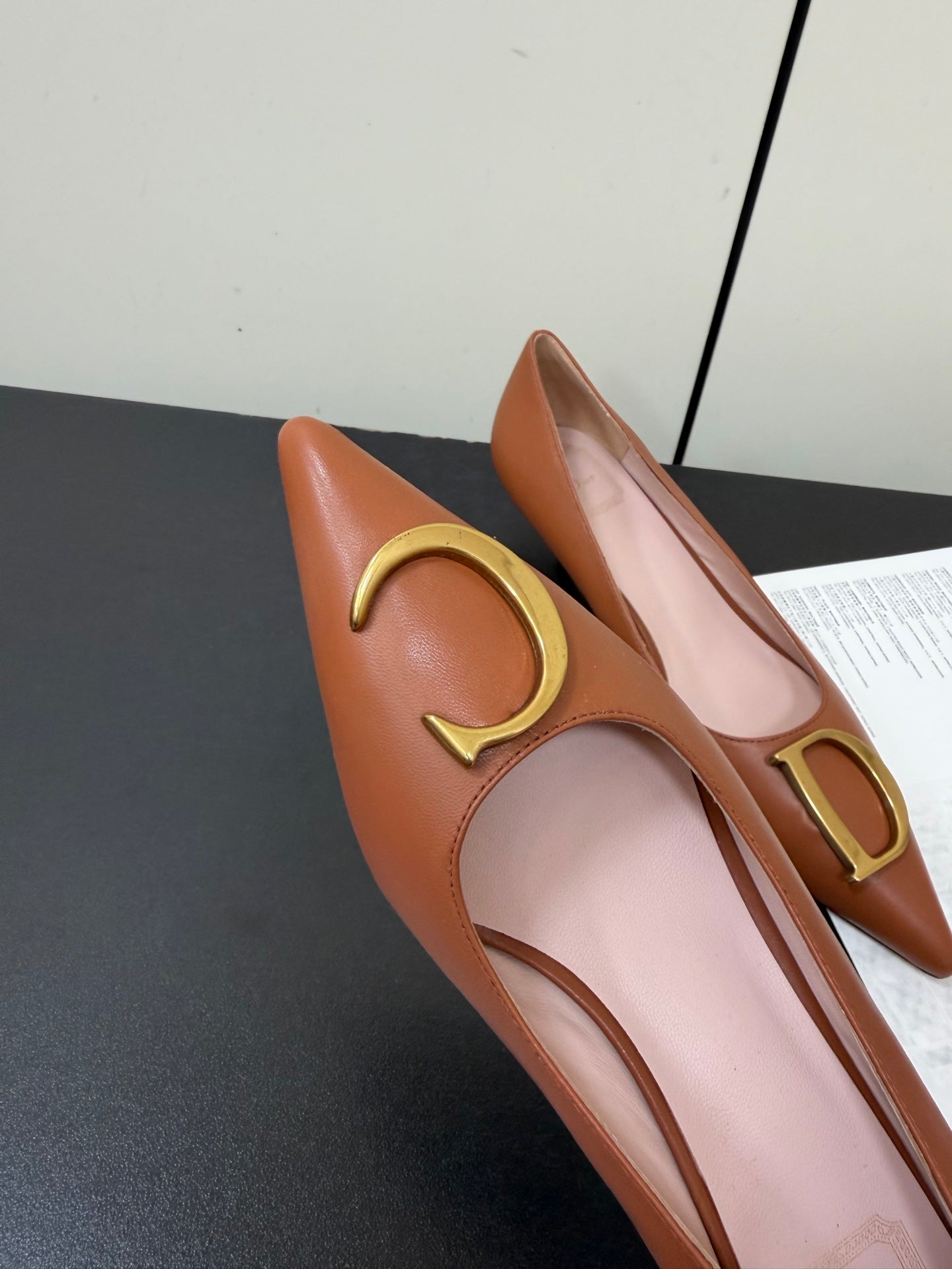 DIOR 26S POINTED-TOE HIGH HEELS 35MM IN RUST BROWN CALFSKIN GOLD HARDWARE