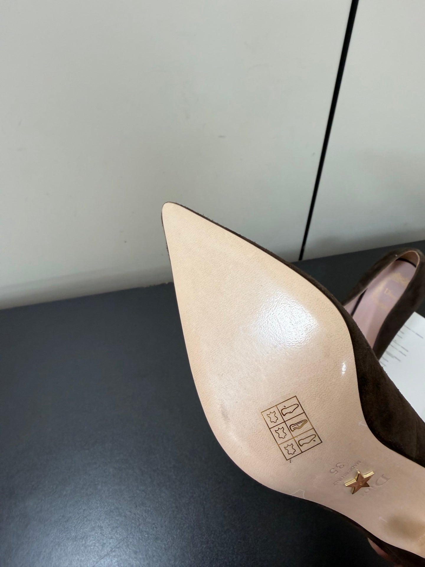 DIOR 26S POINTED-TOE HIGH HEELS 70MM IN DARK BROWN SUEDE GOLD HARDWARE