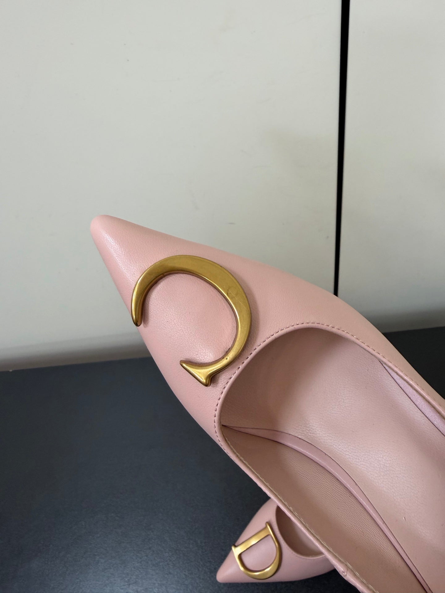 DIOR 26S POINTED-TOE HIGH HEELS 70MM IN PINK CALFSKIN GOLD HARDWARE