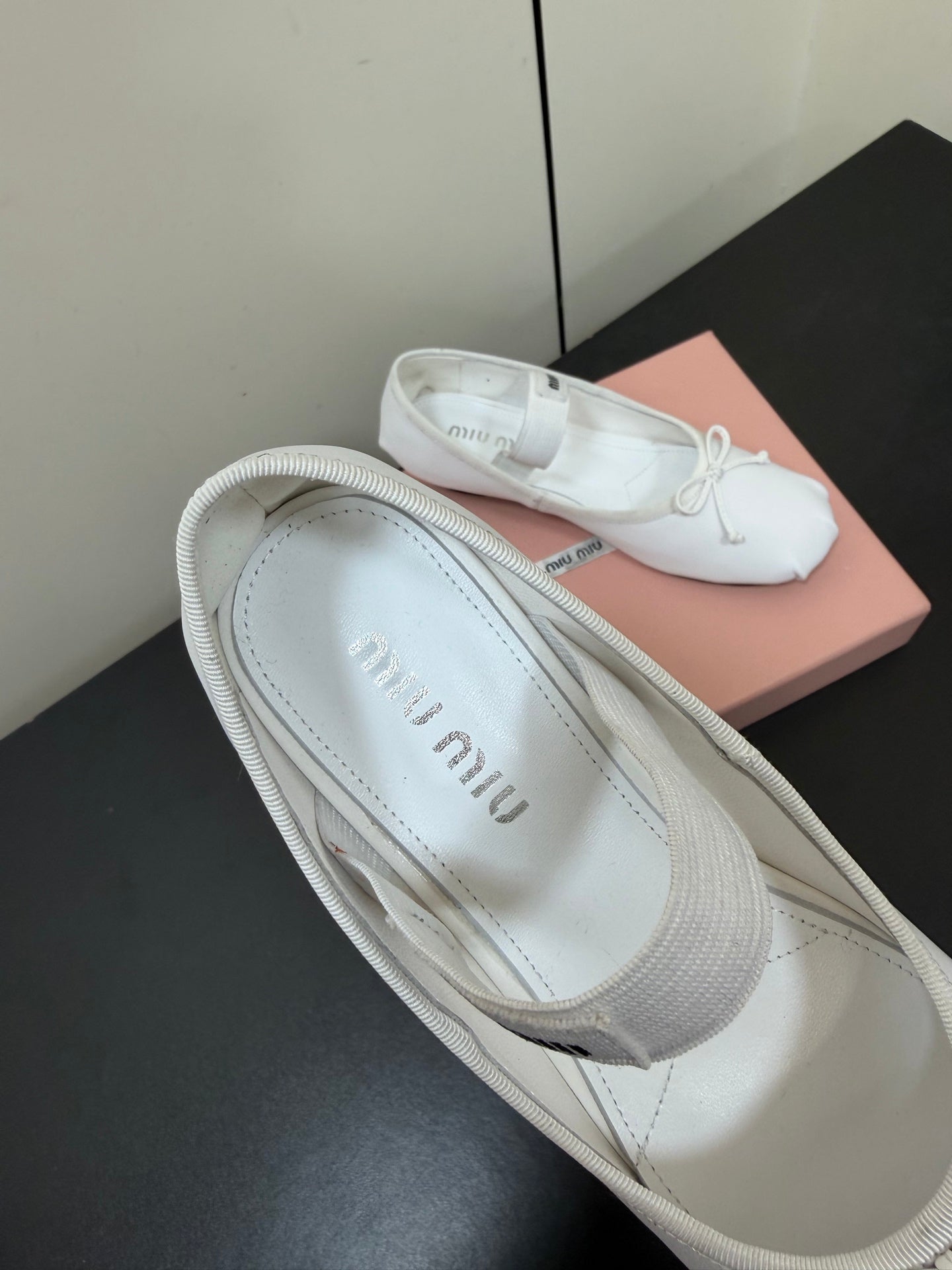 MIUMIU 26S FAIRY BALLET FLATS IN WHITE CALFSKIN