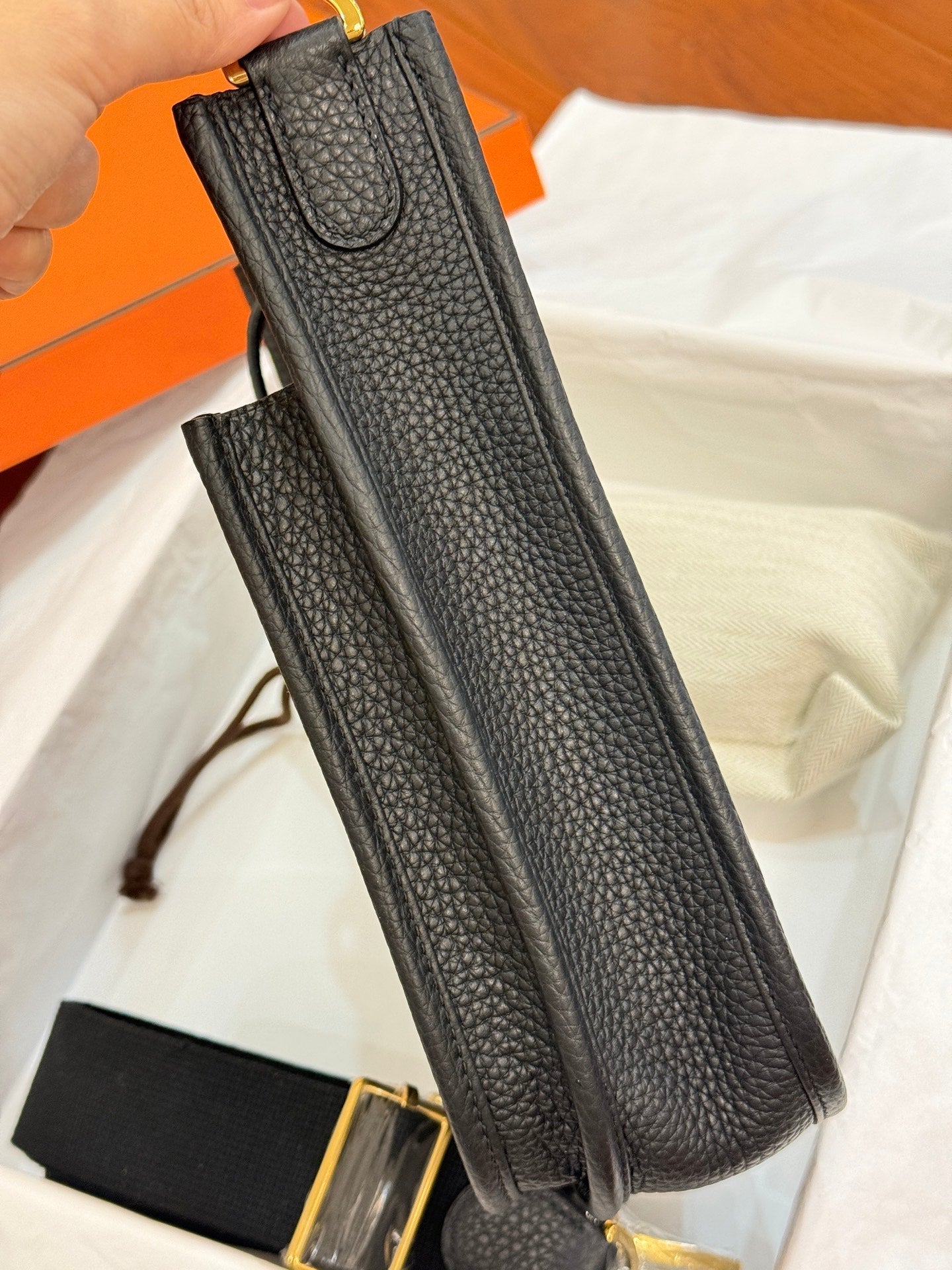 HM 26S EVELYNE BAG 23MM IN BLACK GRAINED CALFSKIN