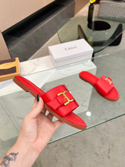 CHLOÉ HLOE MARCIE SLIDE IN CHERRY RED CALFSKIN WITH GOLD HARDWARE