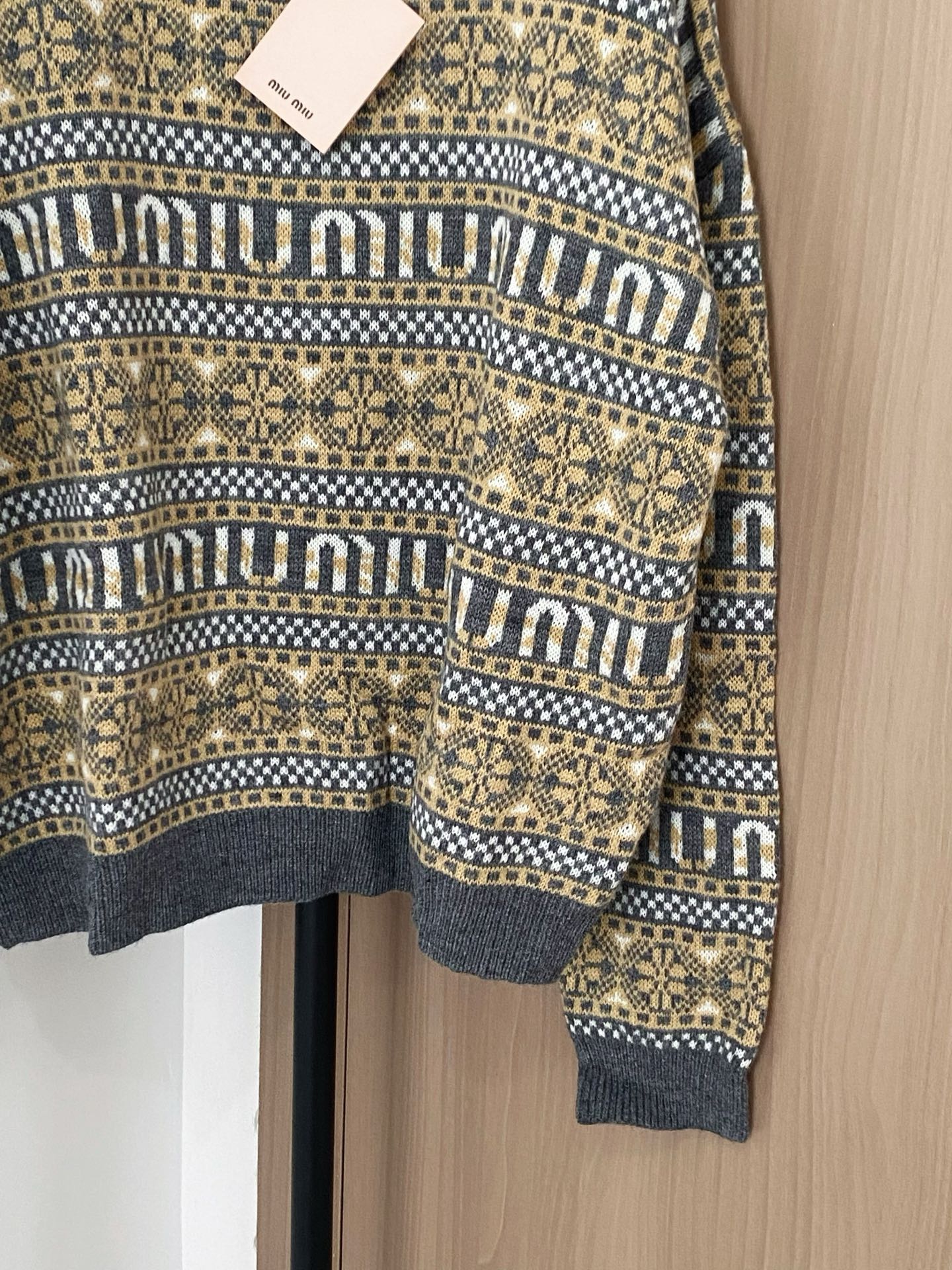 MIUMIU SWEATER STYLE 160